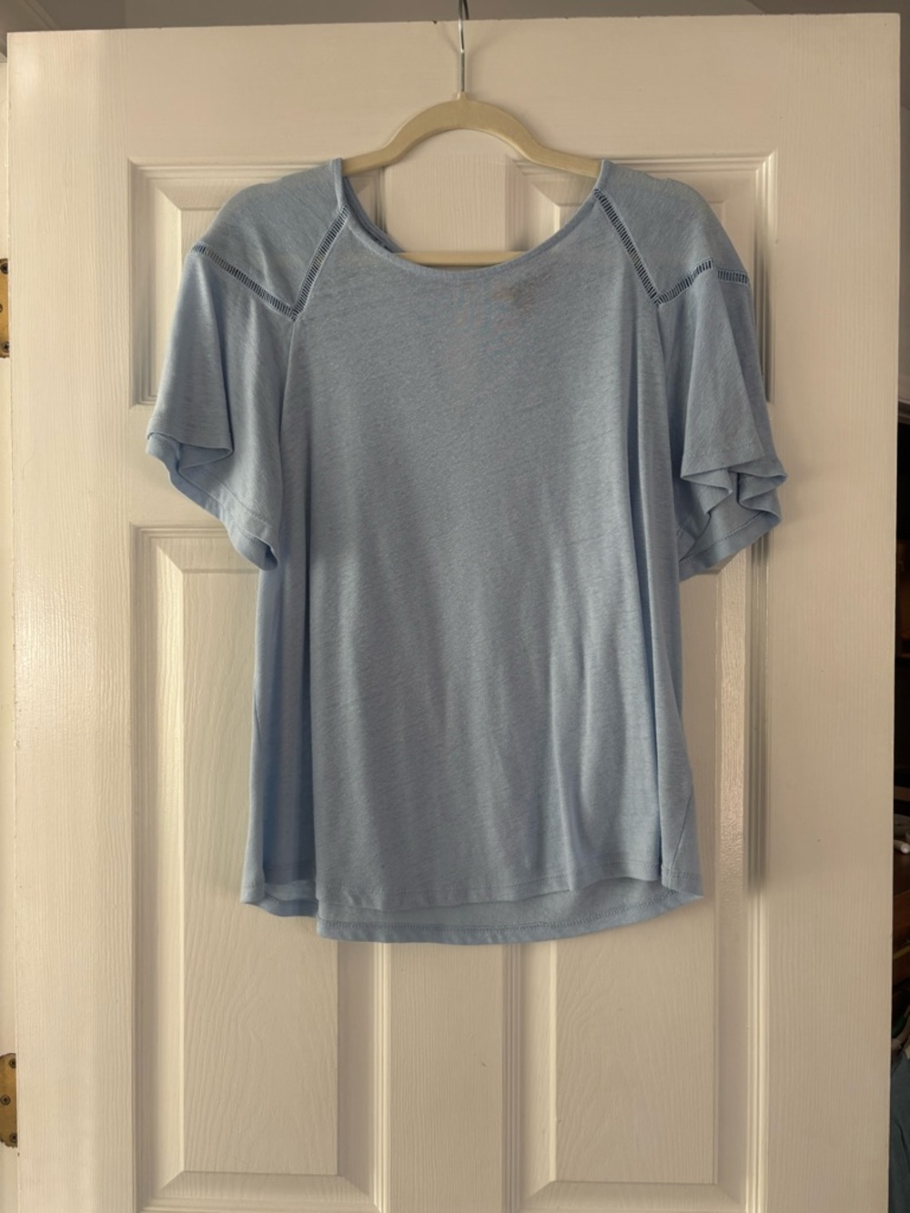 Light Blue Women’s Short Sleeve Linen Tee